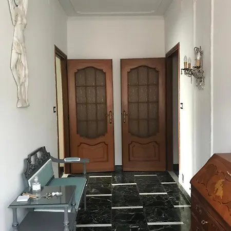 Homestay Nina Camera Matrimoniale In Appartamento Moncalieri